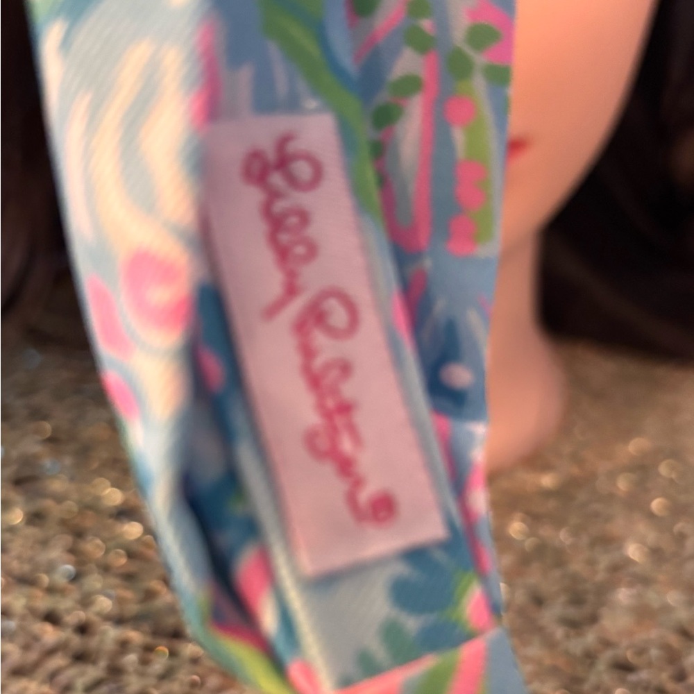 Lilly Pulitzer top knot headband in the bright vibrant colors you love nwot